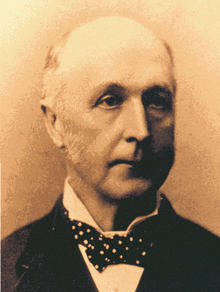 Dr Frederick Norton Manning